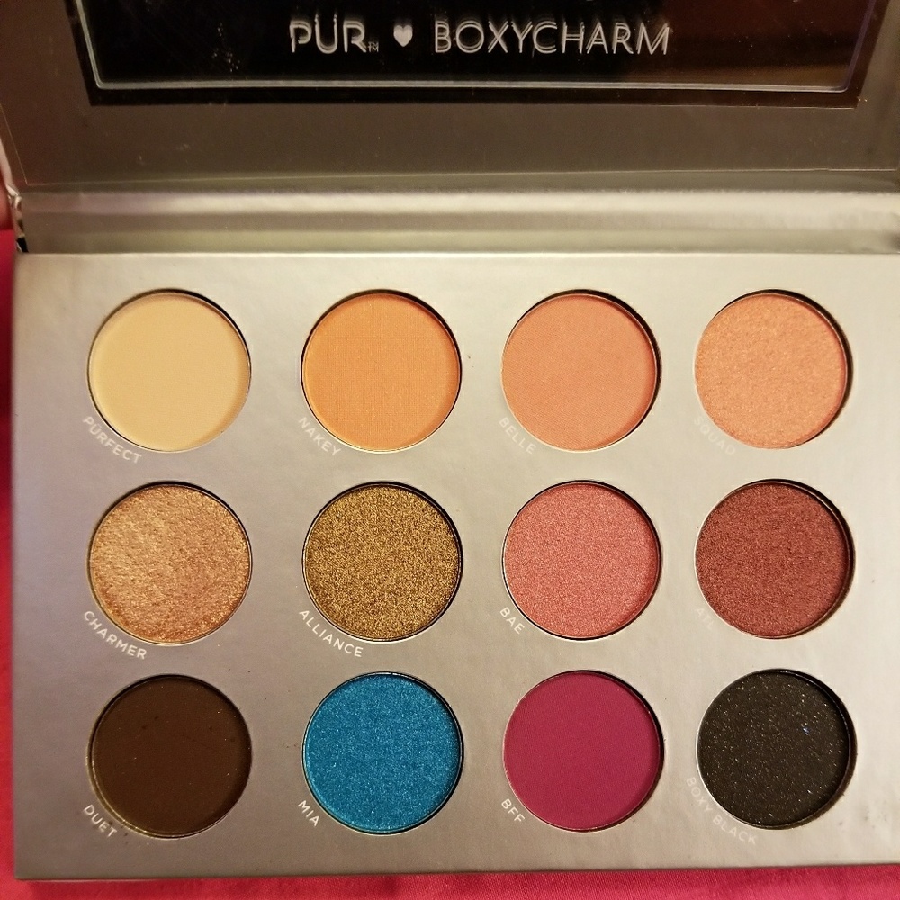 Pur and boxycharm eye shadow palette